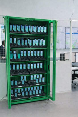 QBIC device management cabinet 410